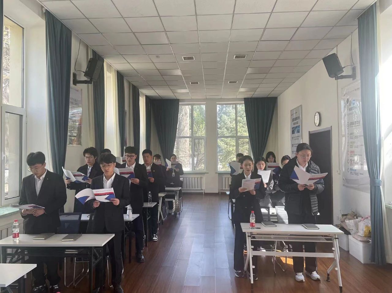 學(xué)習新知識，感悟新內涵——鞍勤集團、溫泉集團、公服集團新生培訓迎來(lái)階段性成果
